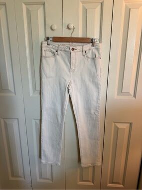 Chicos Off-White So Slimming Girlfriend Slim Leg Crop Jeans